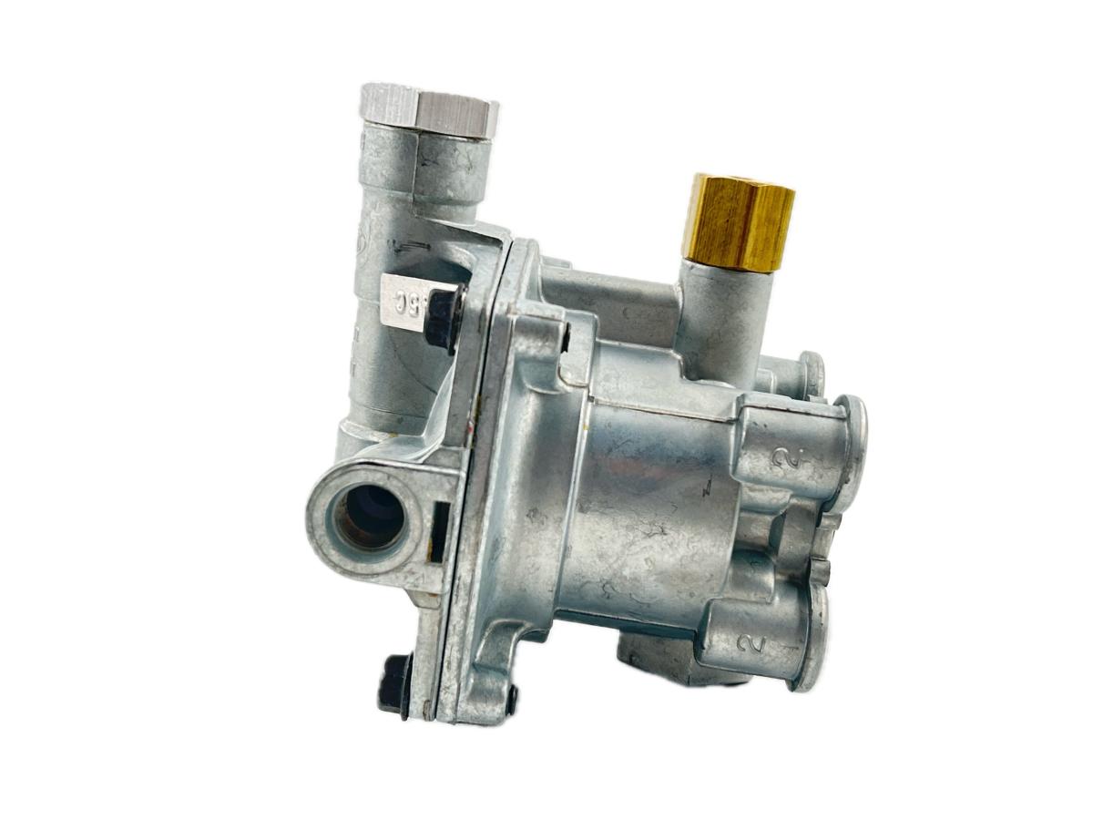 Sealco Relay Emergency Valves -- Four Port Charging Style 110475