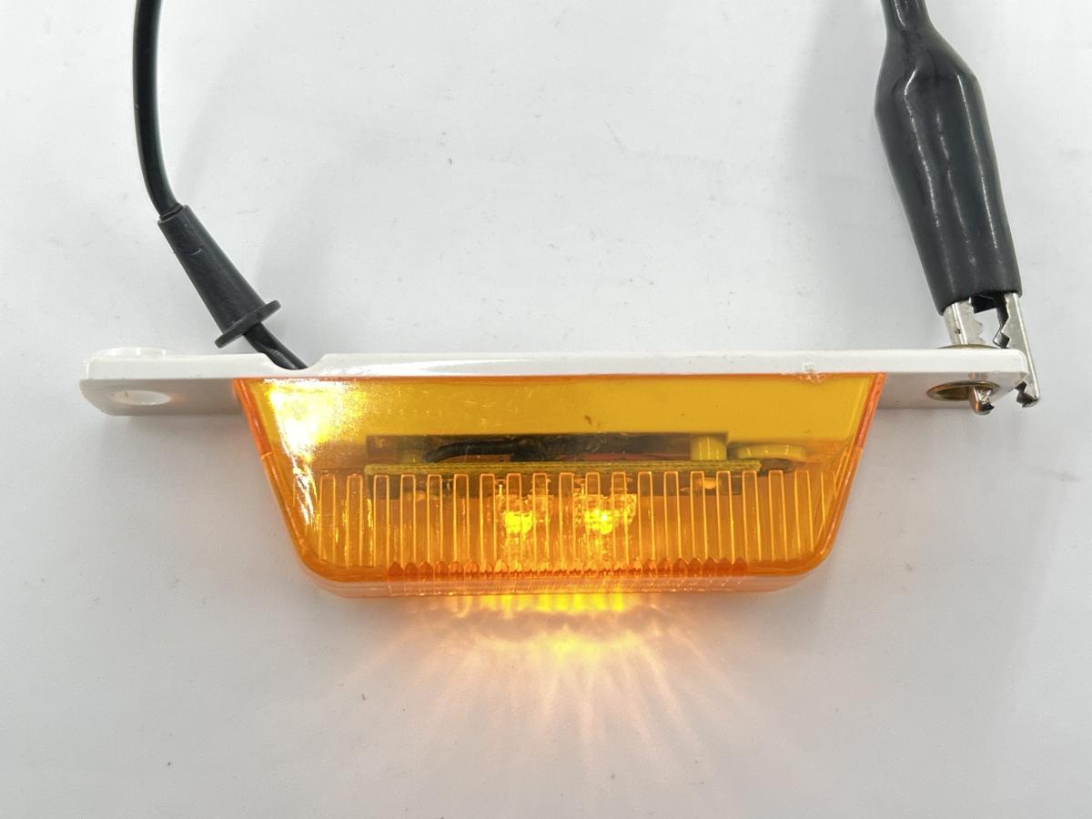 LED yellow arrow light b52 551-0101 LED