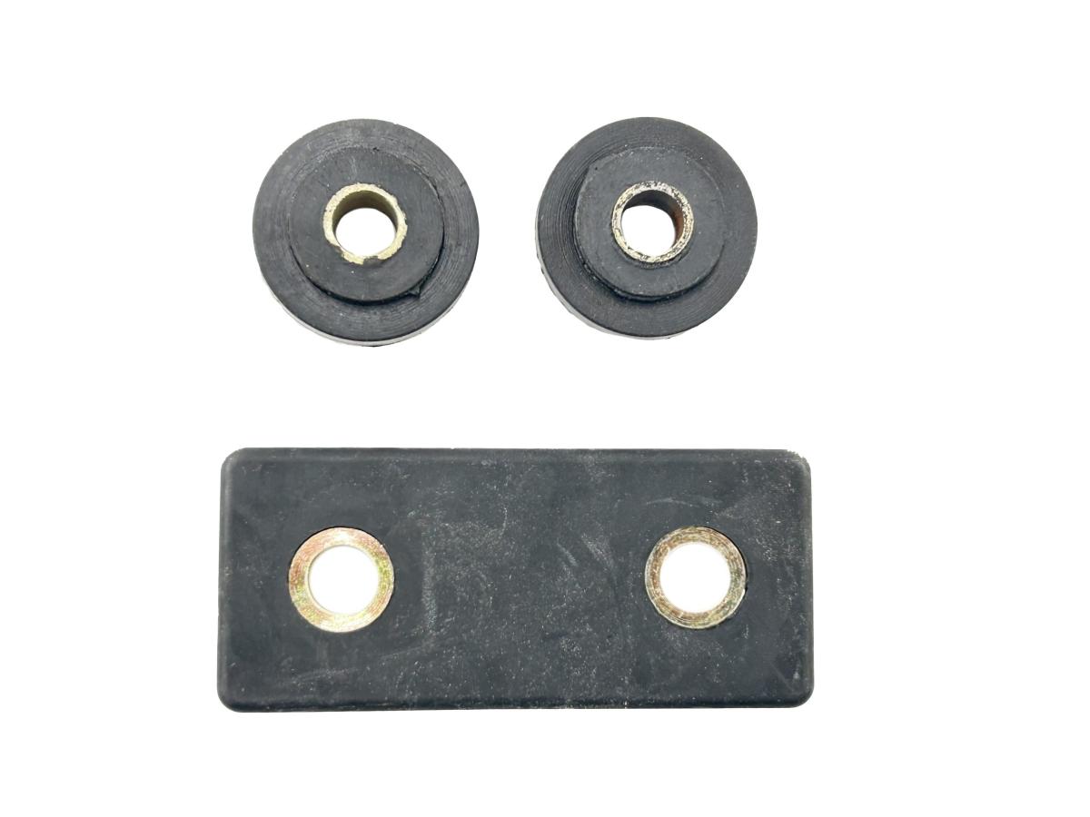 PETERBILT LOWER HOOD BUSH KIT Rubber 13-04154 L13-6006