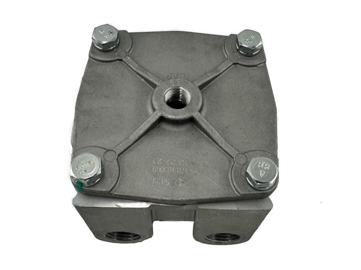 Automann 103009 R-12 Relay Valve with Horizontal Delivery Ports