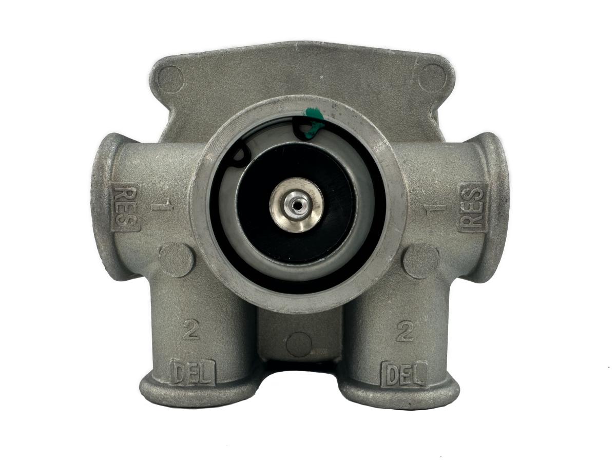 Automann 103009 R-12 Relay Valve with Horizontal Delivery Ports