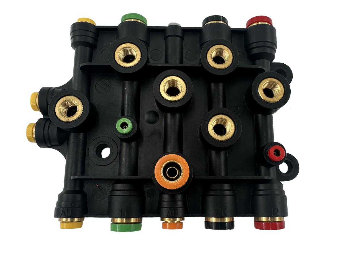 Air Manifold A1214736003 For Freightliner Columbia / Century A12-14736-003