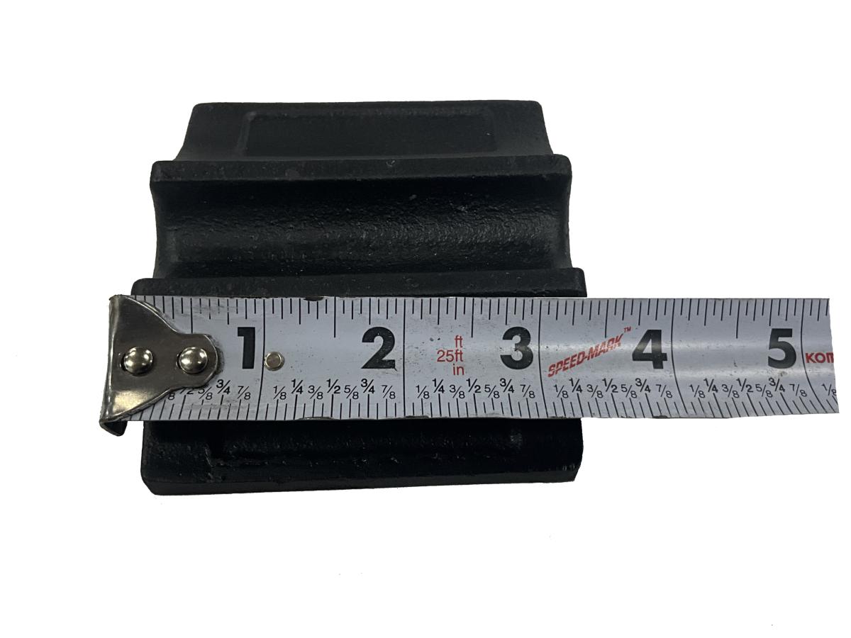 Peterbilt Low Air Leaf Housing & Bushing Kit 3 1/2" wide spring 03-05117 03AL2