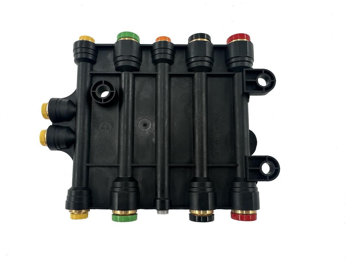 Air Manifold A1214736003 For Freightliner Columbia / Century A12-14736-003