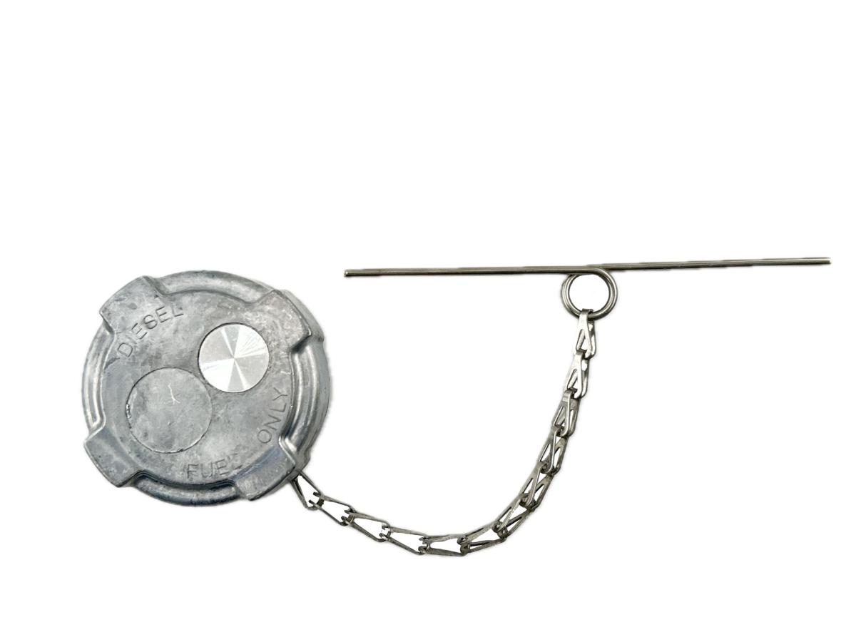 572.1025 - Fuel Cap 2-1/2in Non-Vented Freightliner