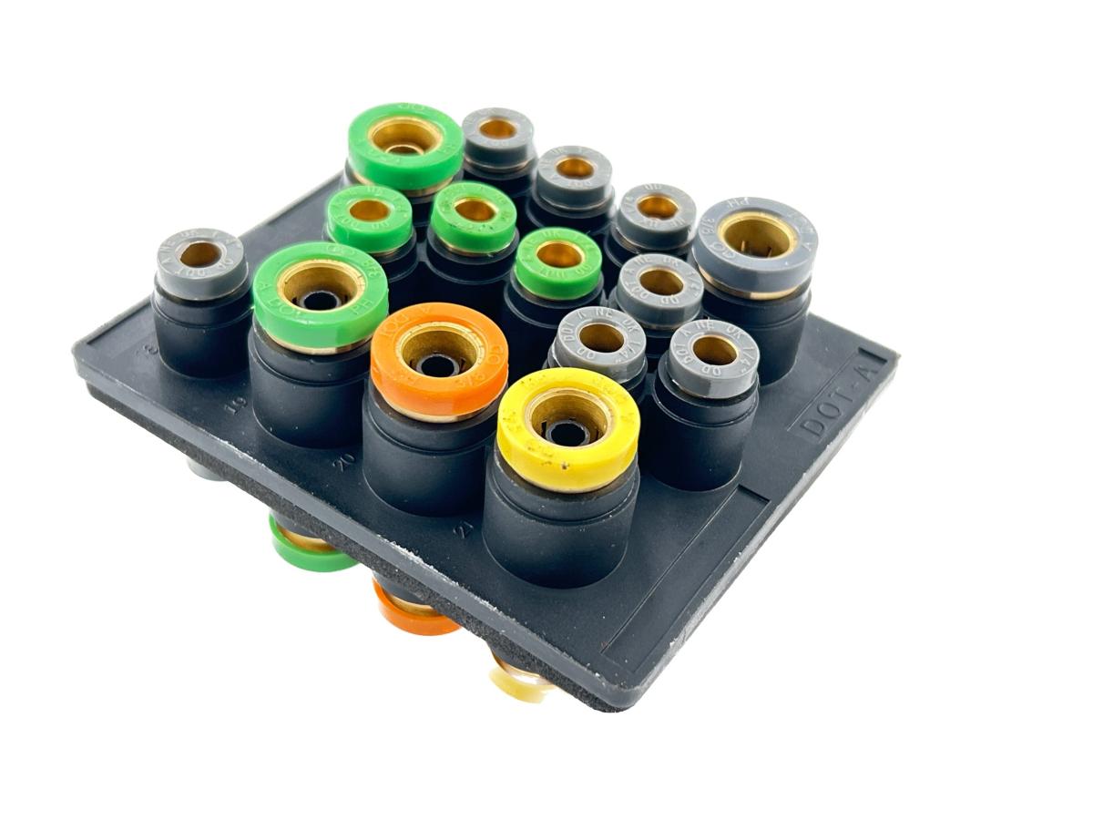 170.1025 - Air Manifold Kenworth Peterbilt