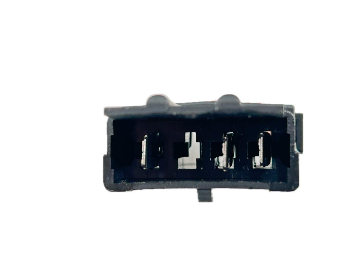 577.96003 - Turn Signal Volvo
