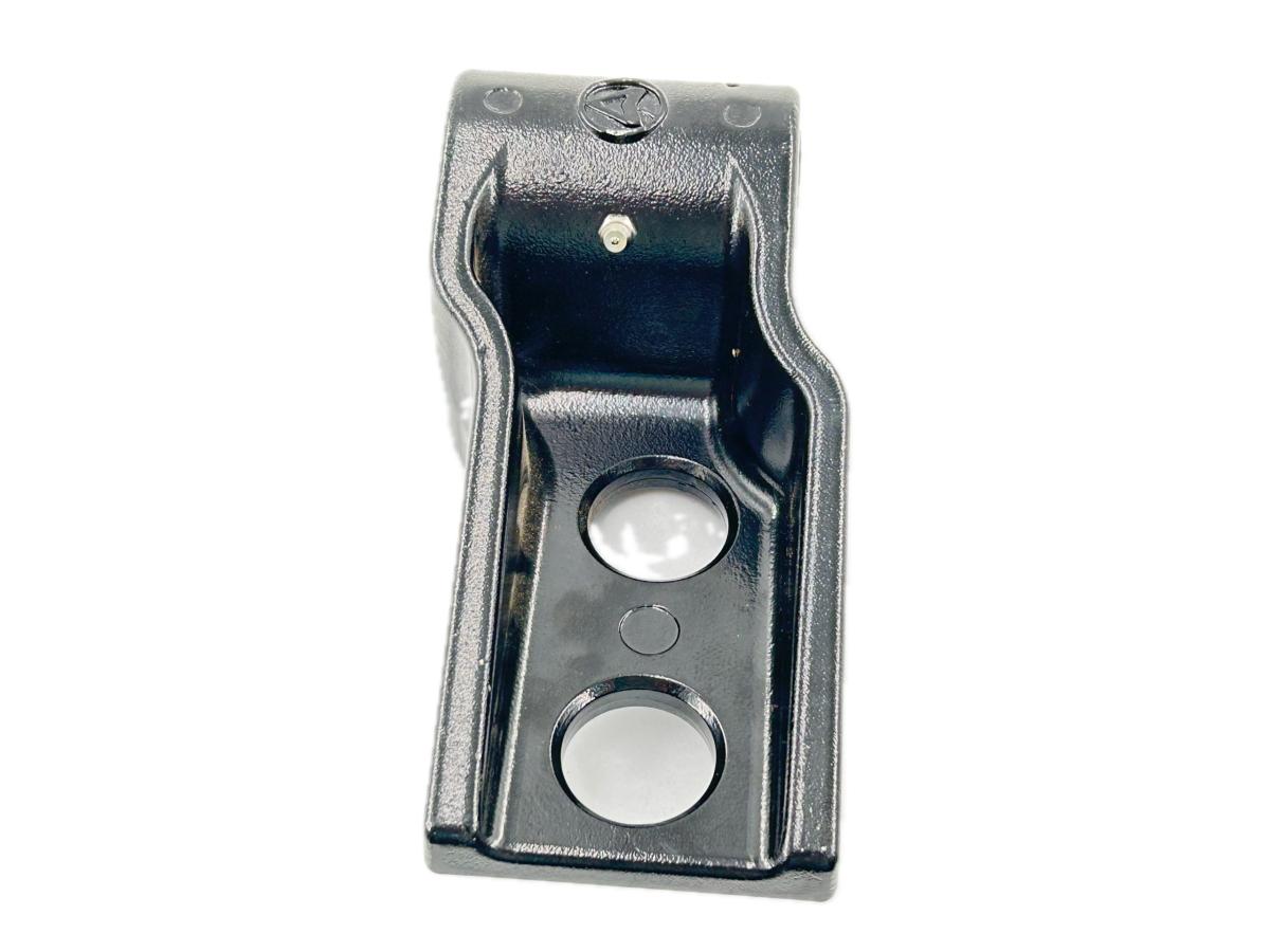 Automann M137293L – Left Hand Hood Bracket for Kenworth | OEM Replacement