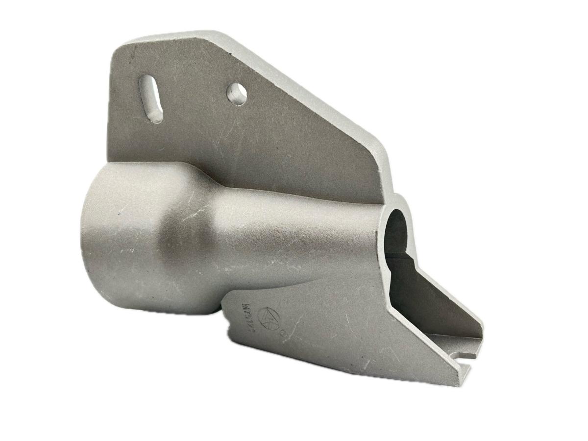 M75121 - Hood Latch Receptacle Peterbilt