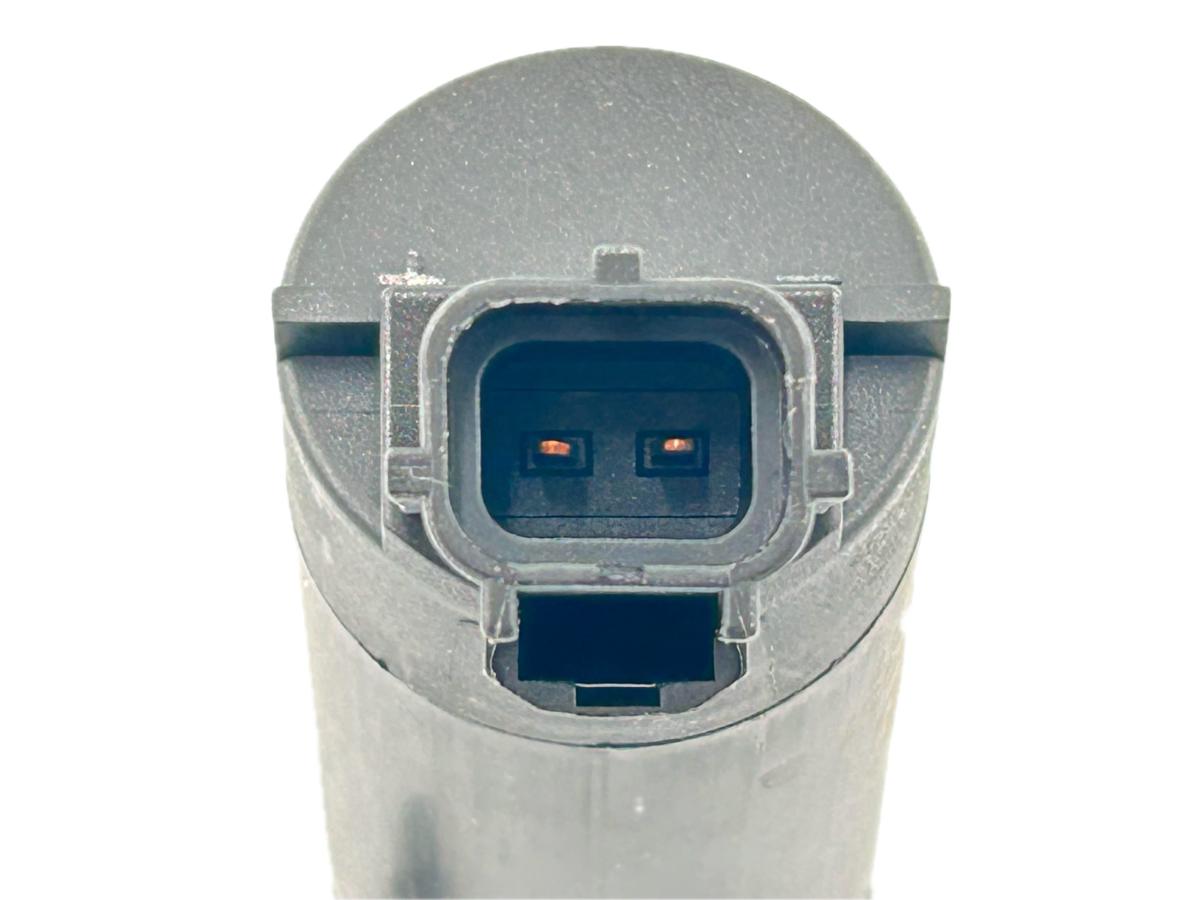 HLK7037 - Washer Pump Freightliner