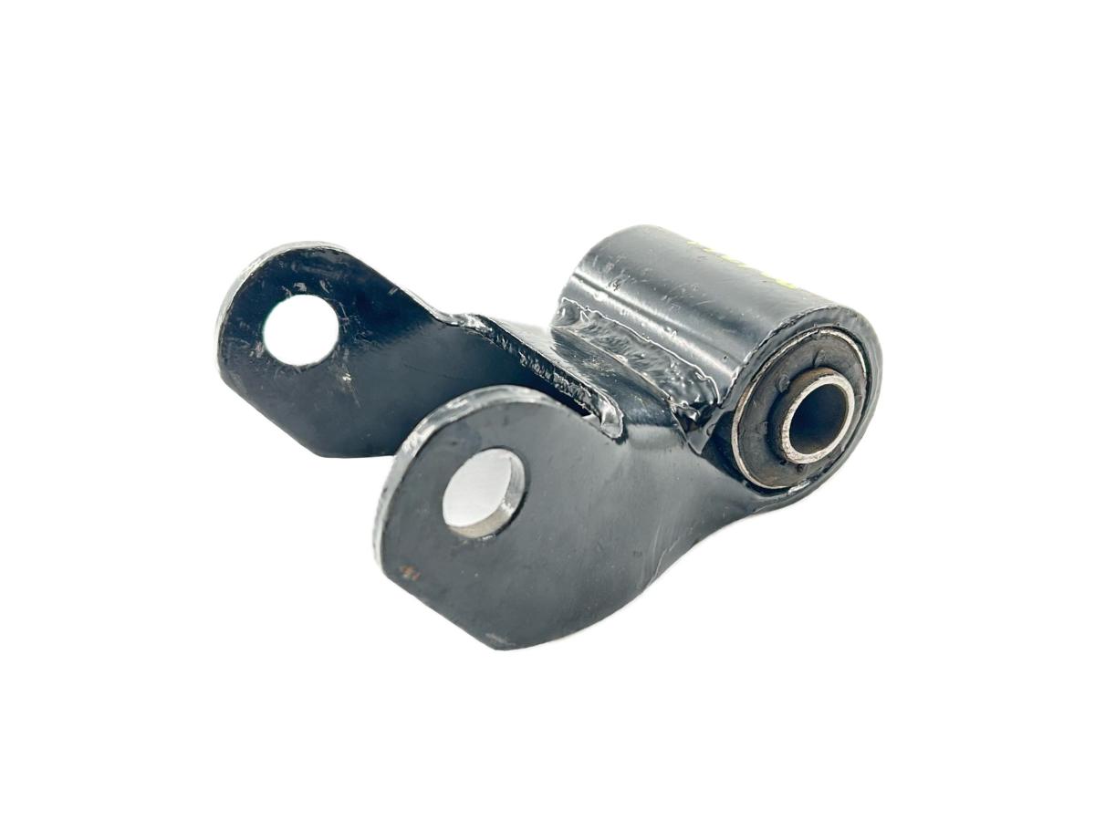 M1711 - Shackle Freightliner