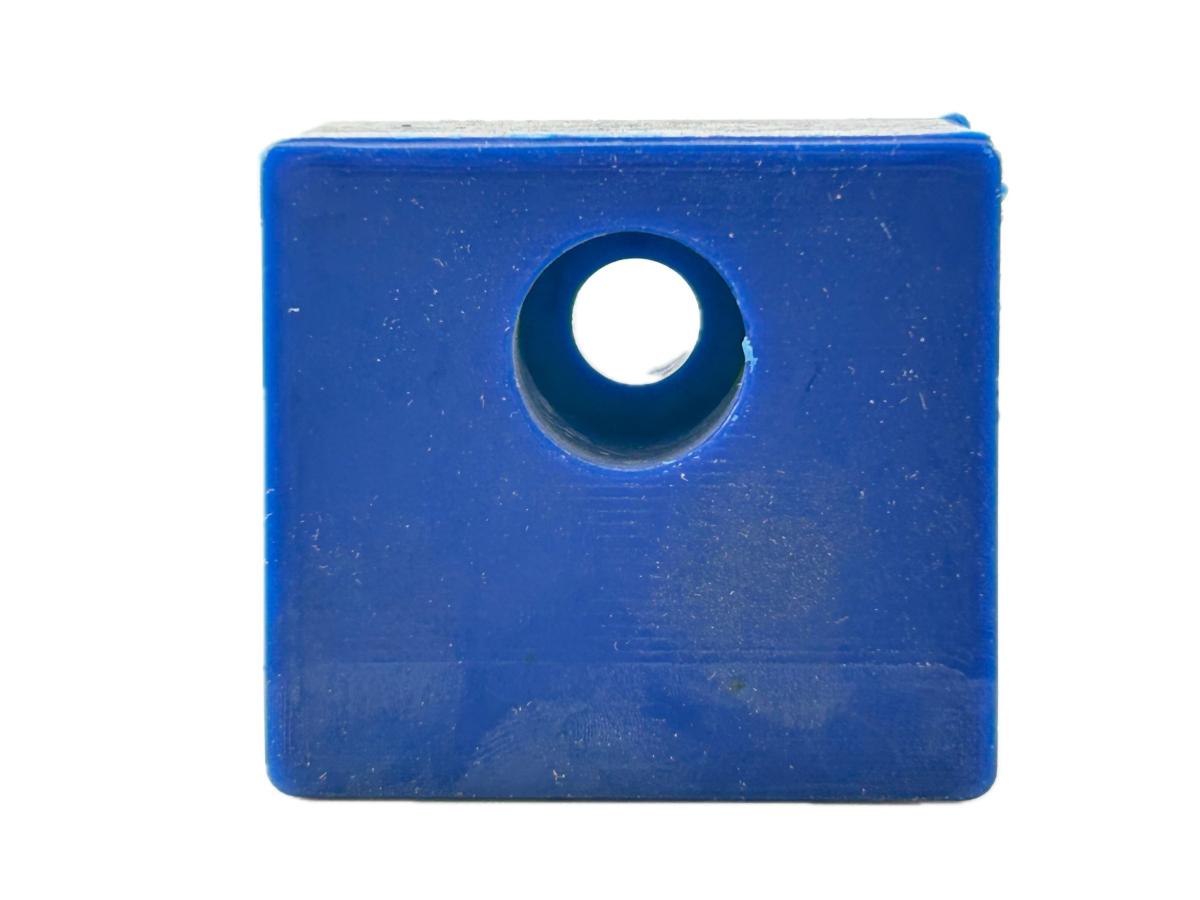 M59367UB - Door Jam Mount Poly Kenworth