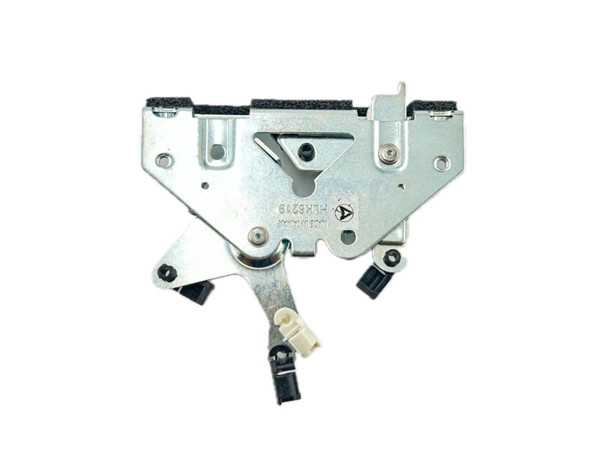 HLK6219 - Door Latch RH Mack