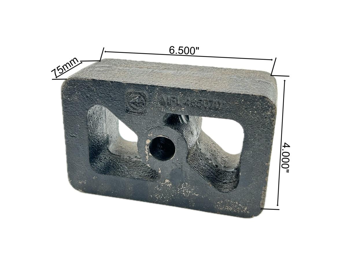 MFL465075 - Spacer Block Freightliner