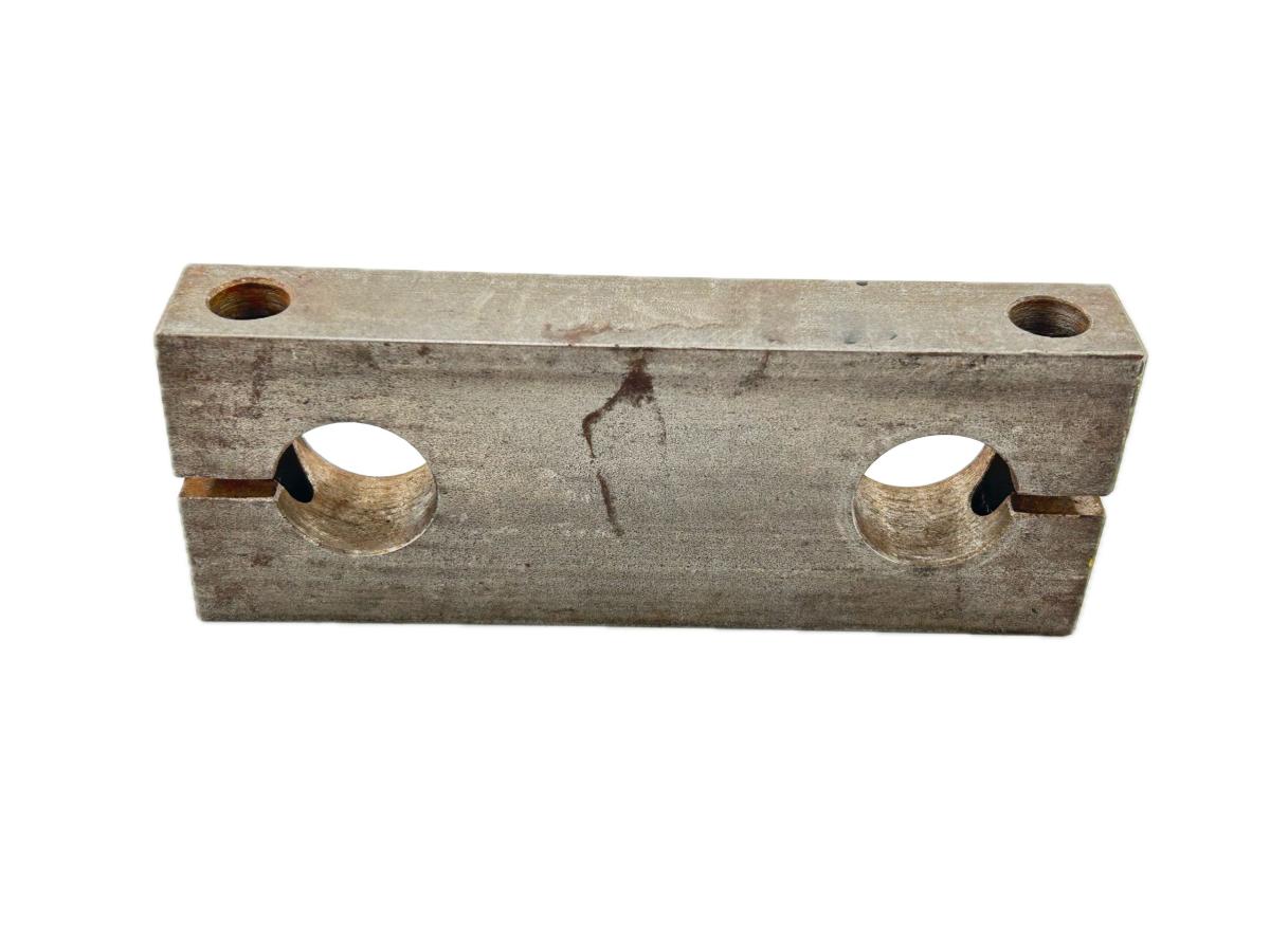 Dayton Parts 330‑143 Side Bar – Freightliner FLC112 Front Suspension