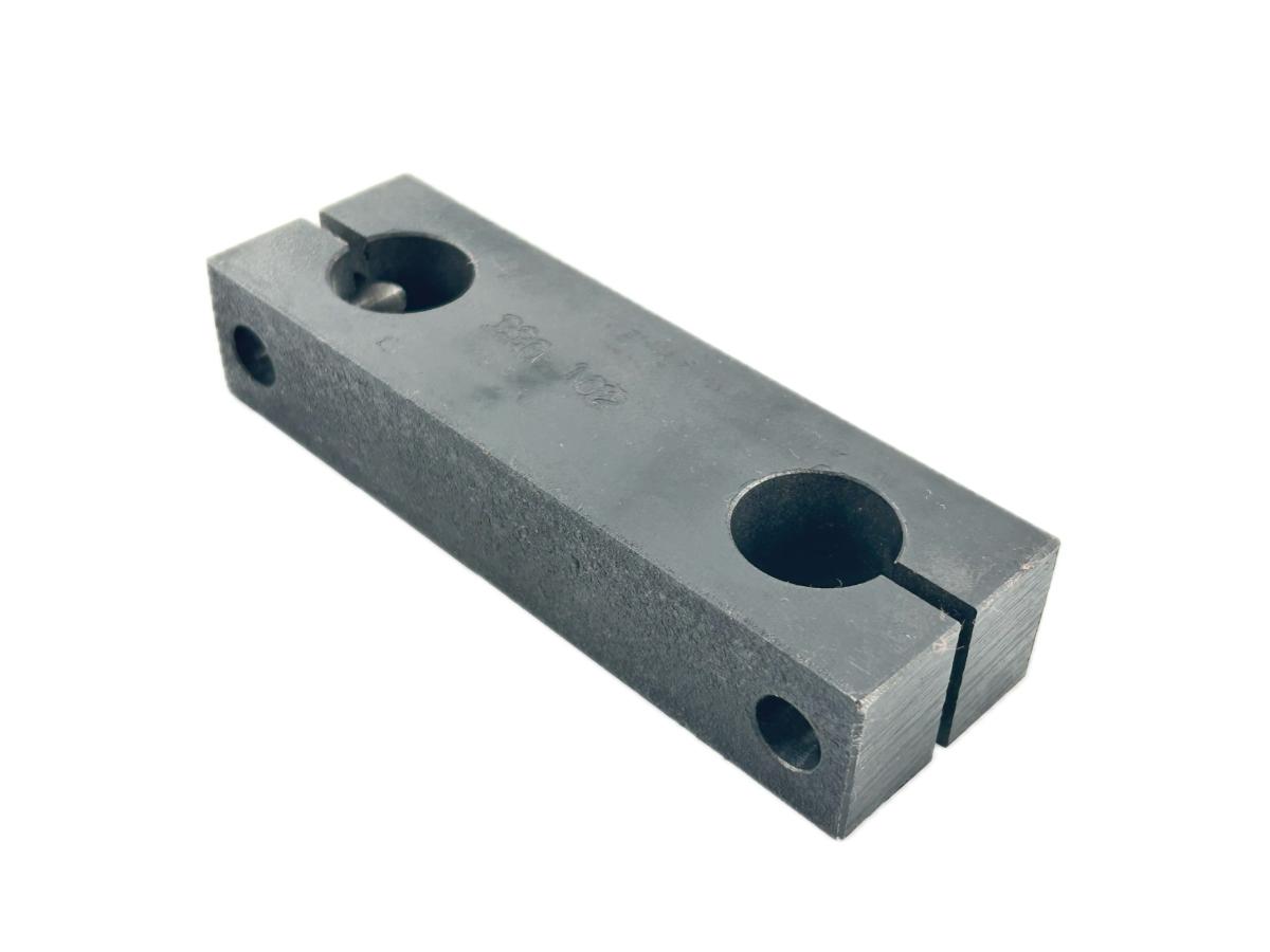 Dayton Parts 330‑102 Side Bar – Heavy‑Duty Leaf Spring Shackle