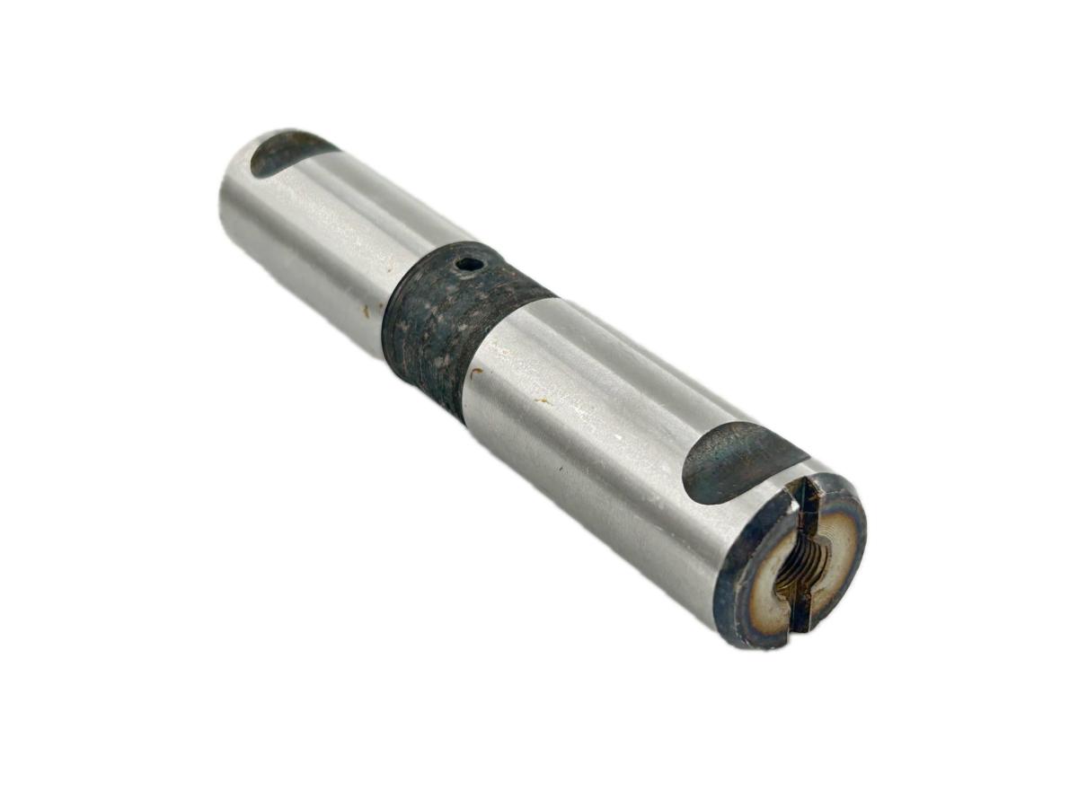 327-225 Shackle Pin Peterbilt