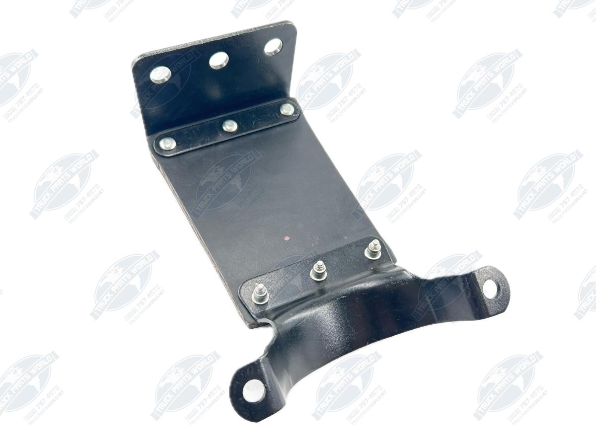 Automann 562.U75846 Flexible Exhaust Bracket – Peterbilt Trucks w/ Cab Air Ride