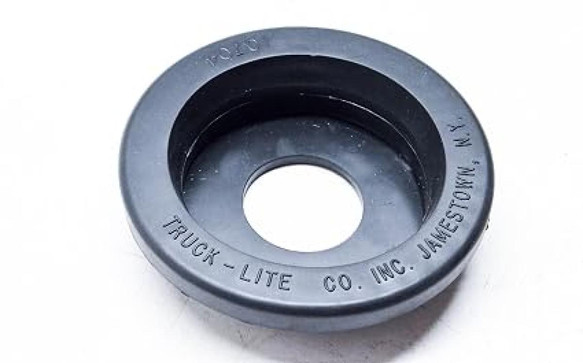 Truck-Lite 10704 Grommet for 2.5-Inch Round Lights